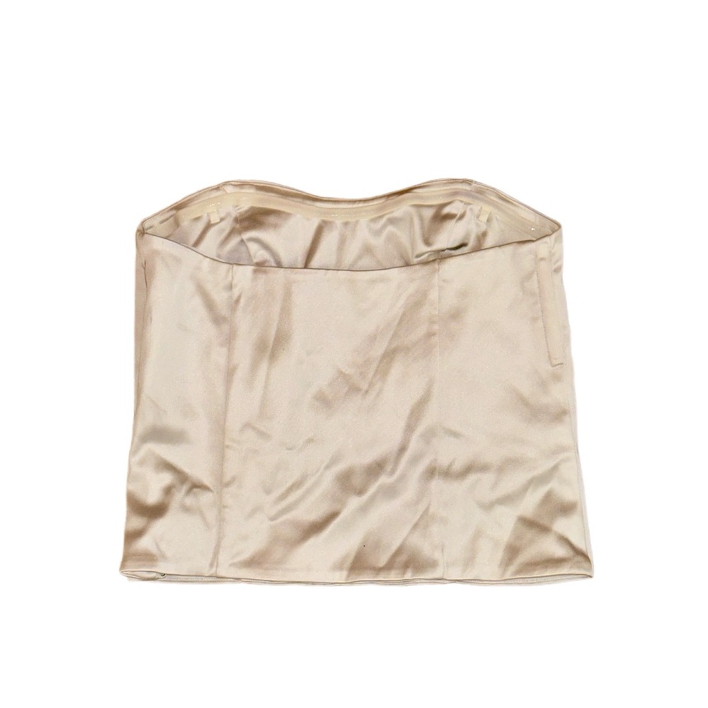 Abercrombie & Fitch Cream Satin Top- Size Medium - Picture 4 of 12